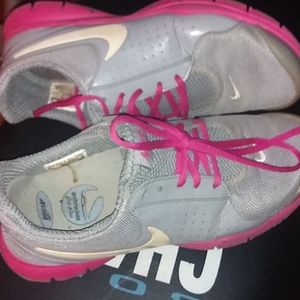 Nike Comfort Foot Bed Tranning shoe's